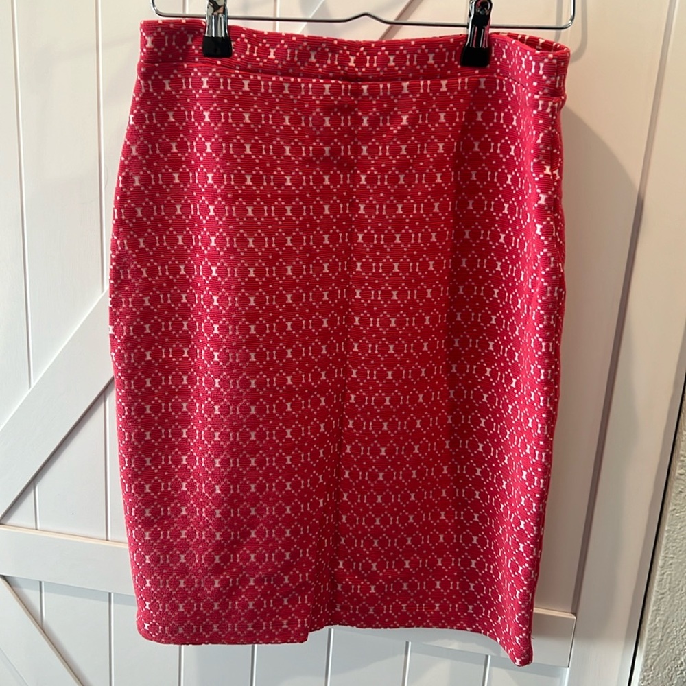 Leota Pink with Pattern Pencil Skirt Size Small